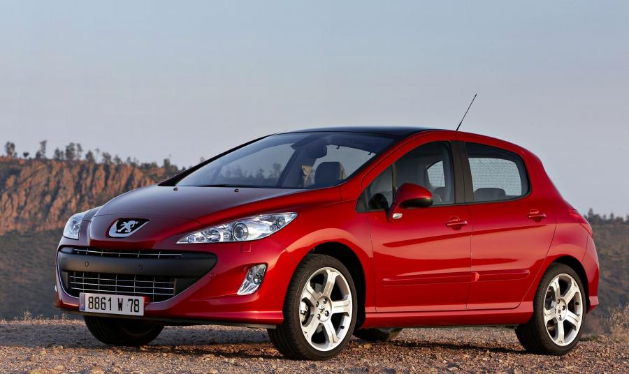  Peugeot 308 GT THP 175 2008 года  (фото 23 из 63)